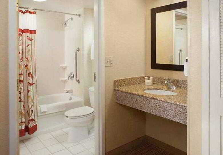 Hotel Downtown Providence Courtyard By Marriott