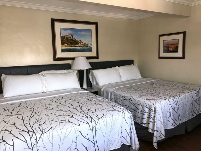 Ocean Beach Hotel