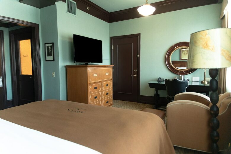 Doubletree Arctic Club Hotel Seattle-downtown