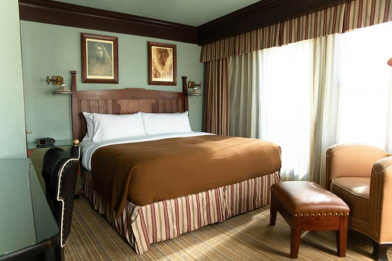 Doubletree Arctic Club Hotel Seattle-downtown