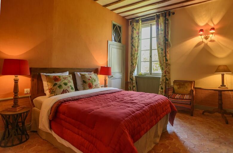 Hostal Maison Le Village