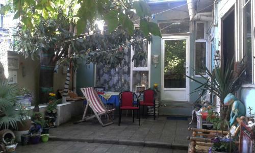 Hostal Nona's Guest House
