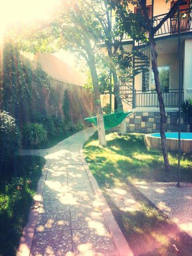 Hostal Natalie�s Guest House
