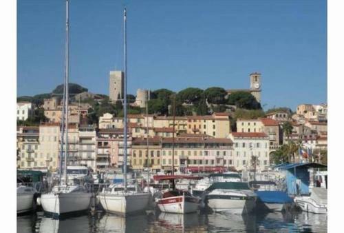 Cannes Front Beach Pools Apartment