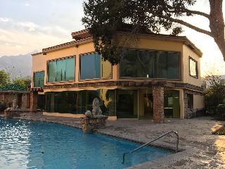 Hotel Las Torres De El Legado
