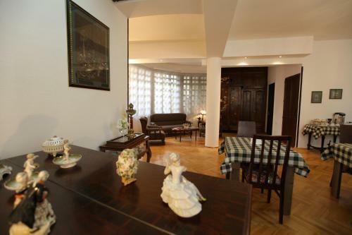 Hotel Home