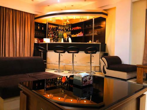 Hotel Grand Palace