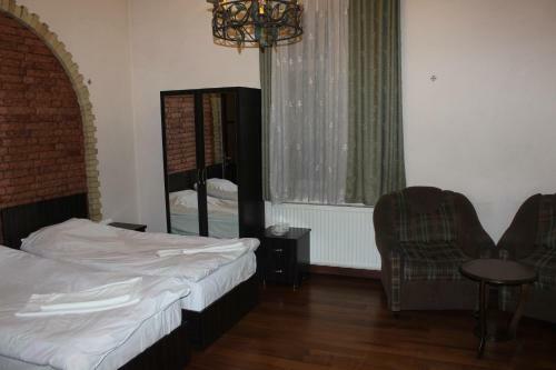 Hostal My Warm Guest House