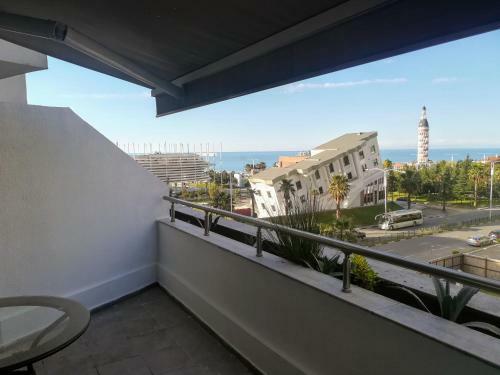 Sea Towers Apartments Manuk