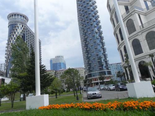 Sea Towers Apartments Manuk