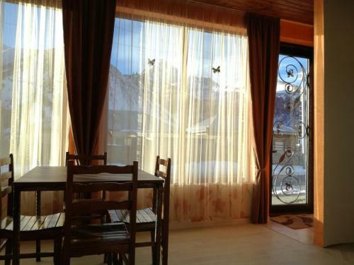 Hostal Guest House On V. Pshavela 36