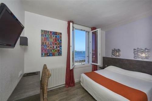 Logis Hotel Bellevue