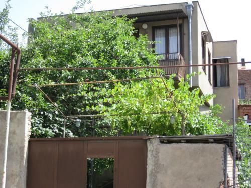 Hostal Best Home Guest House