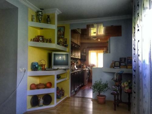 Hostal Keti Ciklauri Guest House