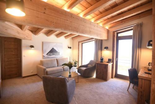 Hotel La Tovi�re