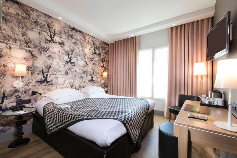 Quality Hotel Acanthe - Boulogne Billancourt