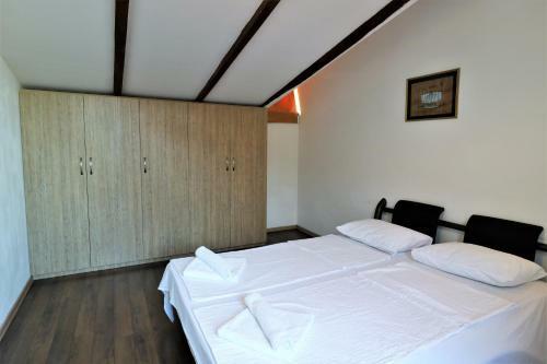 Zandukeli Apartments
