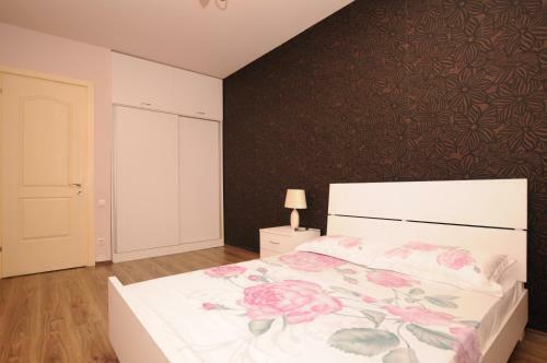 Sports Palace Apartment