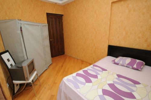Sports Palace Apartment