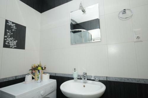 Sports Palace Apartment