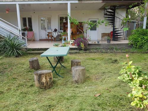 Hostal Nikala Guest House