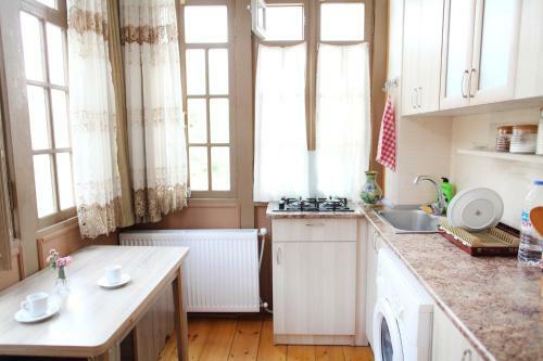 Anna's Apartment On Botanikuri