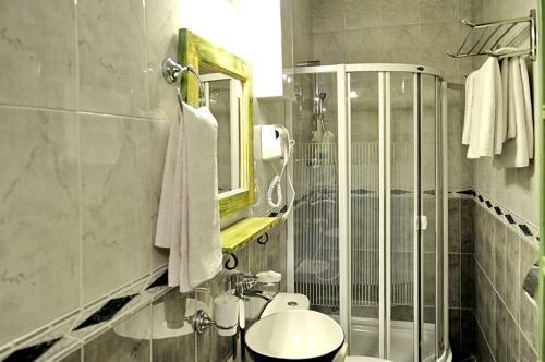Prestige Palace Hotel