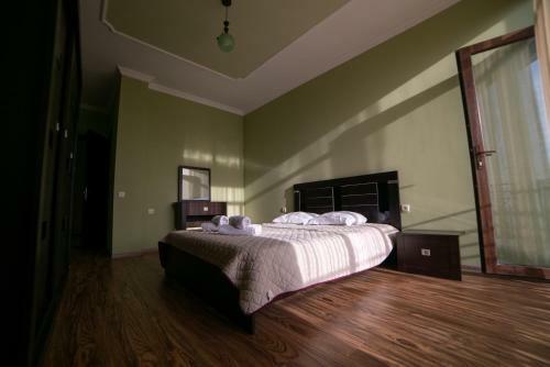 Hostal Blaze Hotel