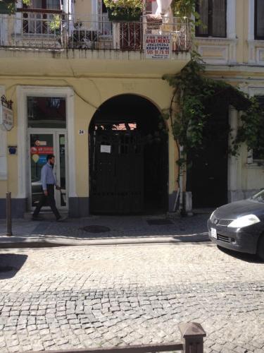 Apartment On Melashvili 24