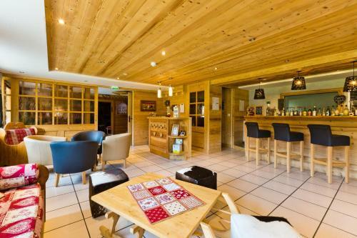 Chalet Hotel Alpina