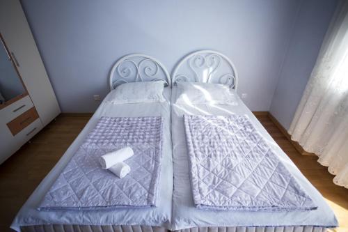 Demetre Apartment