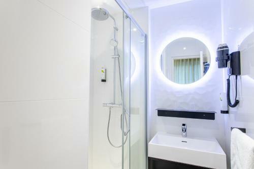 Hotel Logis L'or�e Du Bois