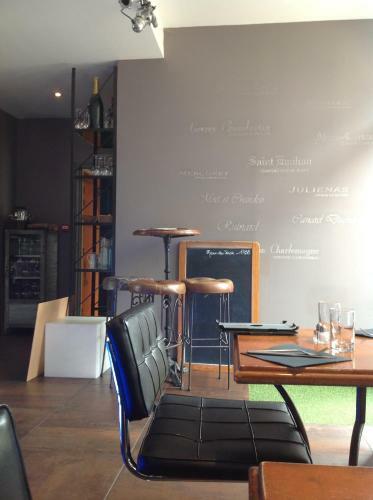 Hotel H�tel Restaurant Jour & Nuit