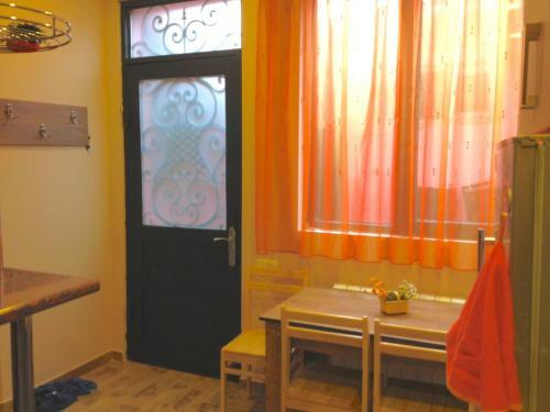Hostal Rati Guest House