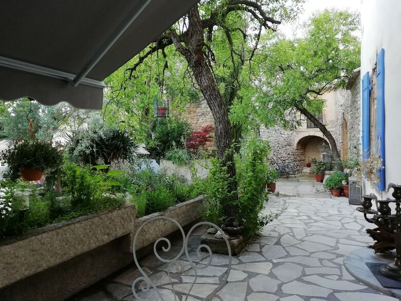 Bed & Breakfast Mas Des Artistes