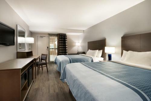Travelodge Hotel By Wyndham Saskatoon