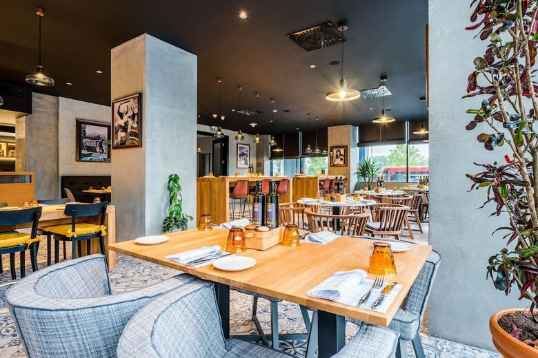 Park Inn By Radisson Danube Hotel