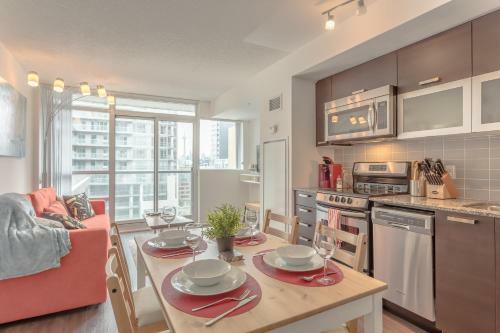 Apartamento Aoc Suites - Luxury Condo - City/cn Tower View