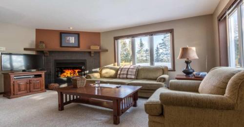 Apartamentos Aiglon By Tremblant Sunstar