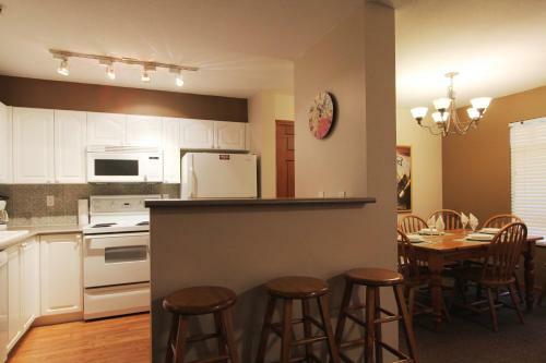 Apartamentos Accommodations By Whistler Retreats