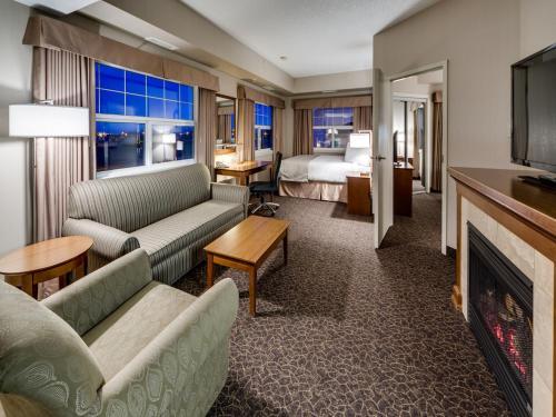 Hotel Heritage Inn & Suites - Brooks