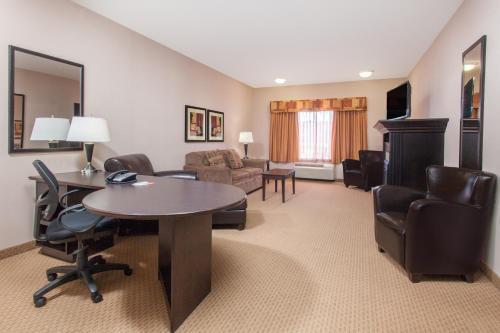 Hotel Ramada By Wyndham Brooks
