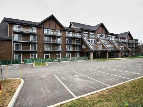 Aparthotel Condos H�tel Val-des-neiges - Le C�leste