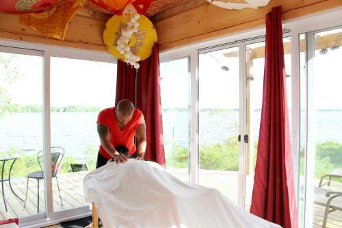 Hostal Gite Du Lac � La Tortue