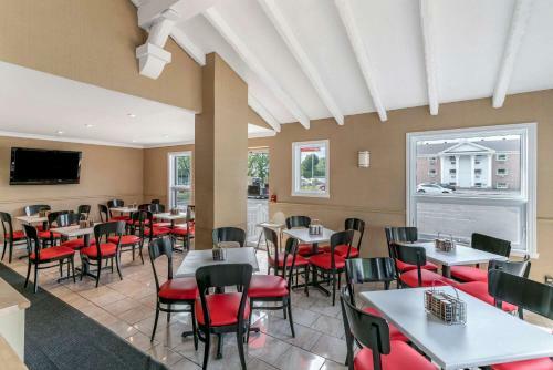 Hotel Econolodge Brossard