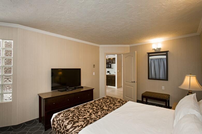 Hotel High Country Inn
