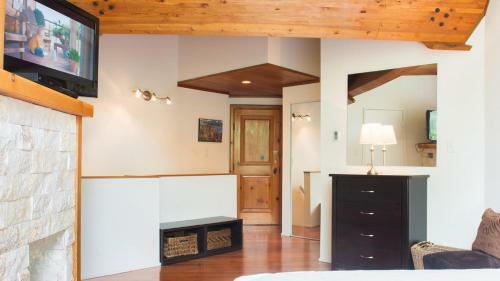 Apartamento Rainbow By Outpost Whistler