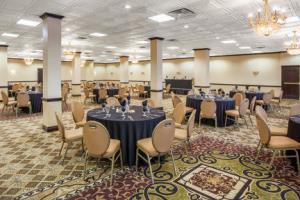 Hotel Crowne Plaza Oklahoma City