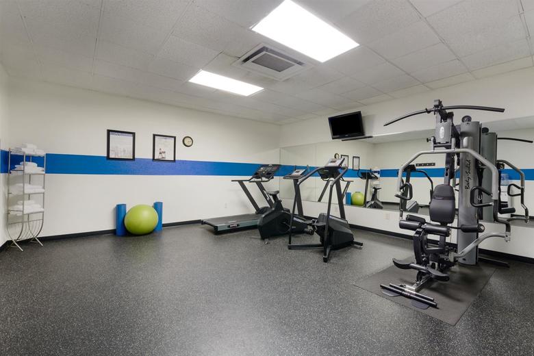Hotel Best Western Plus Broadway Inn & Suites