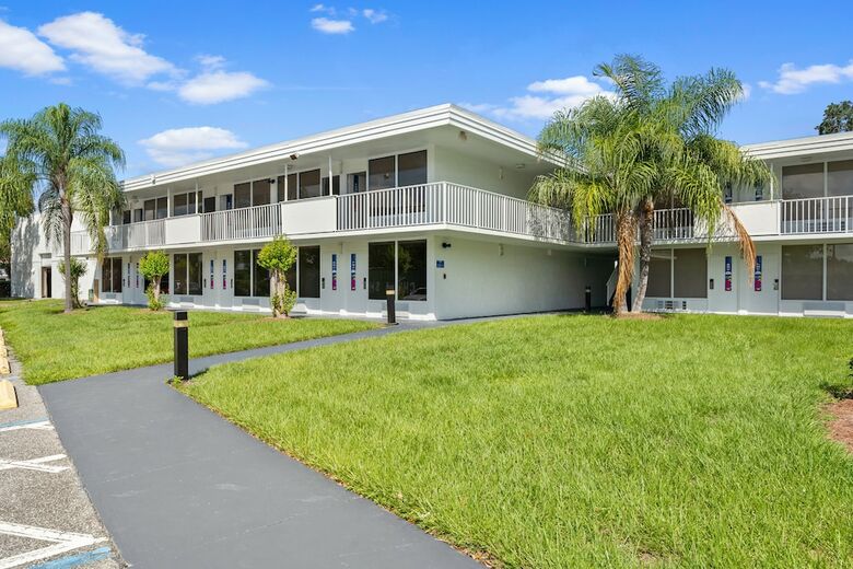 Hotel Developer Inn Maingate, A Baymont By Wyndham